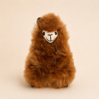 Peluche alpaga marron faite main de 20 cm en laine naturelle